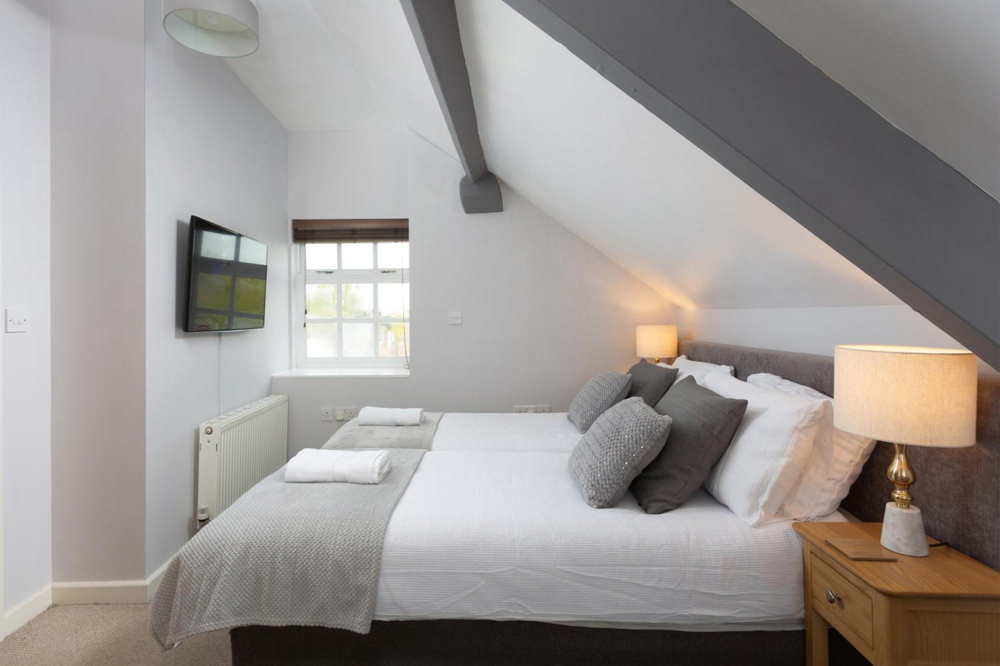 Bootham Court Grade II Duplex Apartment With Free Parking & Wi-Fi - Sleeps 2-6 People Йорк Экстерьер фото