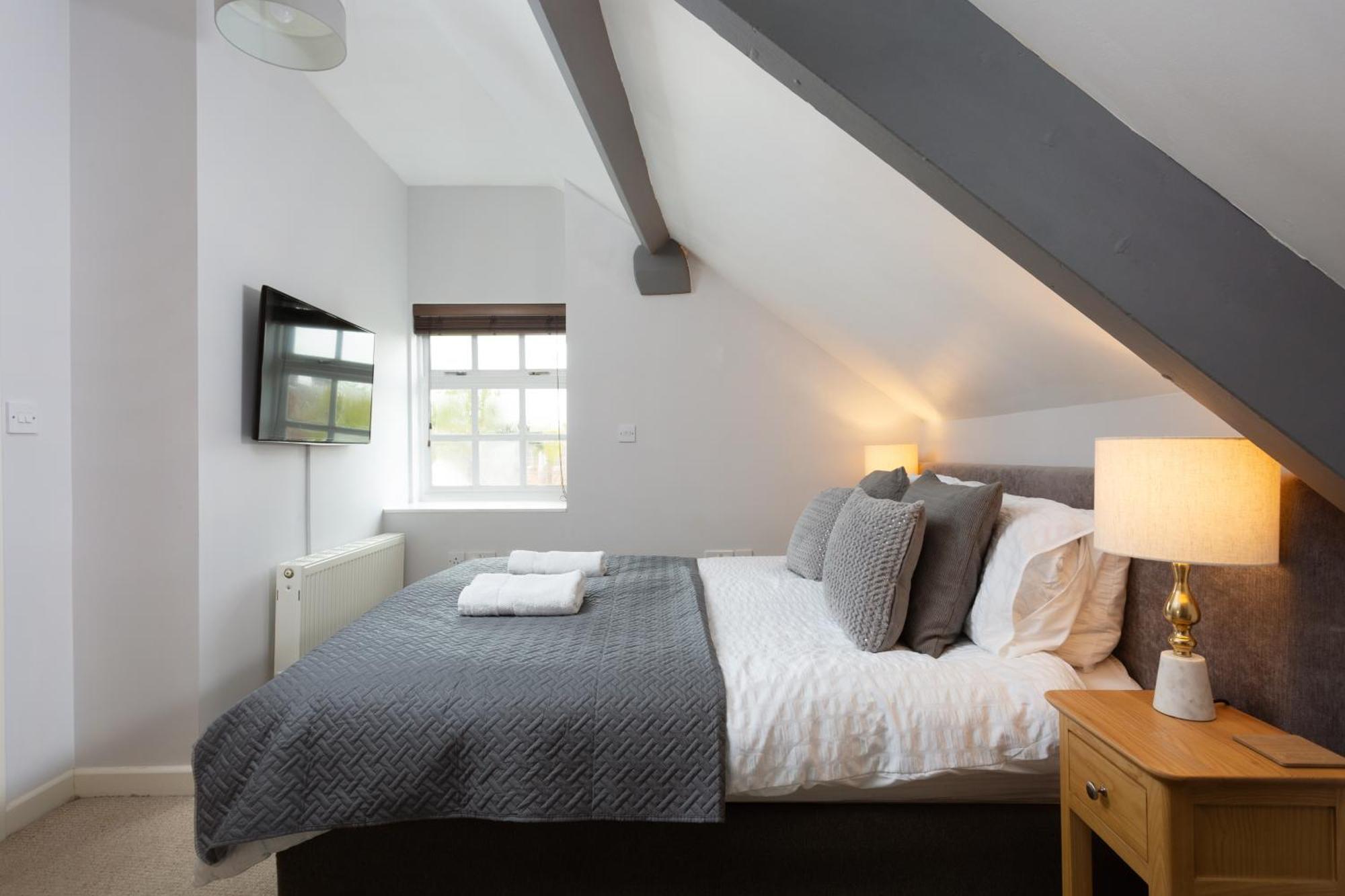 Bootham Court Grade II Duplex Apartment With Free Parking & Wi-Fi - Sleeps 2-6 People Йорк Экстерьер фото
